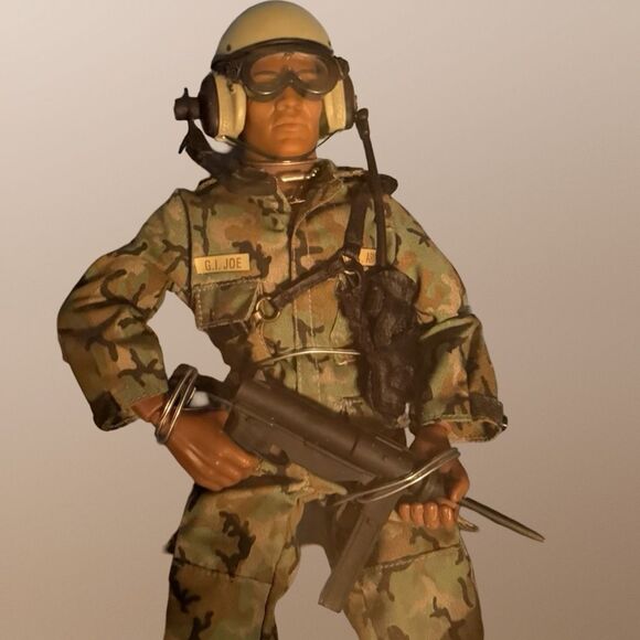 1996 GI Joe U.S. Army Tank Commander Classic Collection African American Sealed - Picture 7 of 8